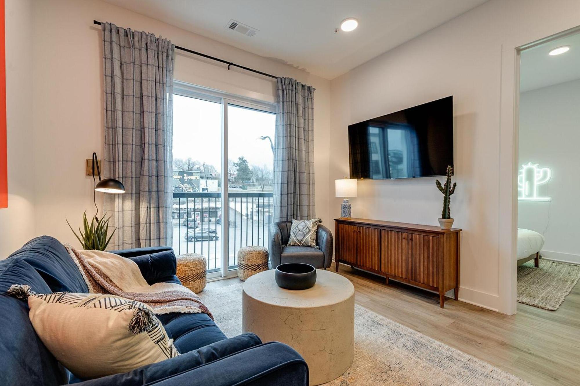 Nashville - 815 Main St Unit 203 Экстерьер фото